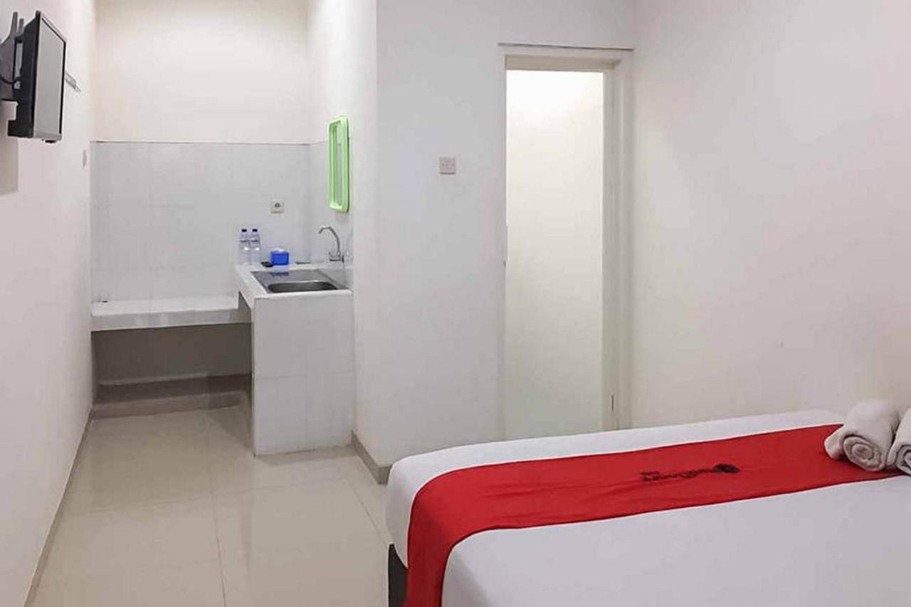 Reddoorz Plus At Panorama Villas Batu Batu (East Java) Exterior foto