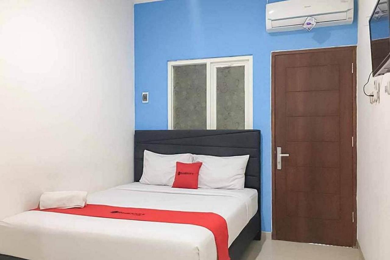 Reddoorz Plus At Panorama Villas Batu Batu (East Java) Exterior foto